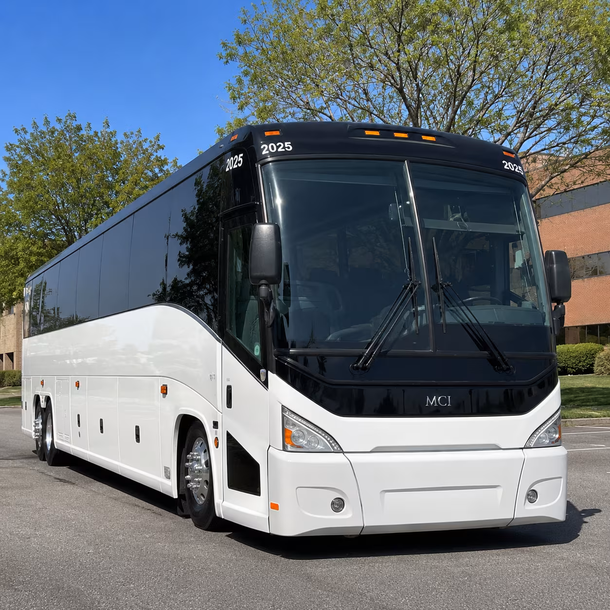 corporate and conference long distance bus service from huntsville