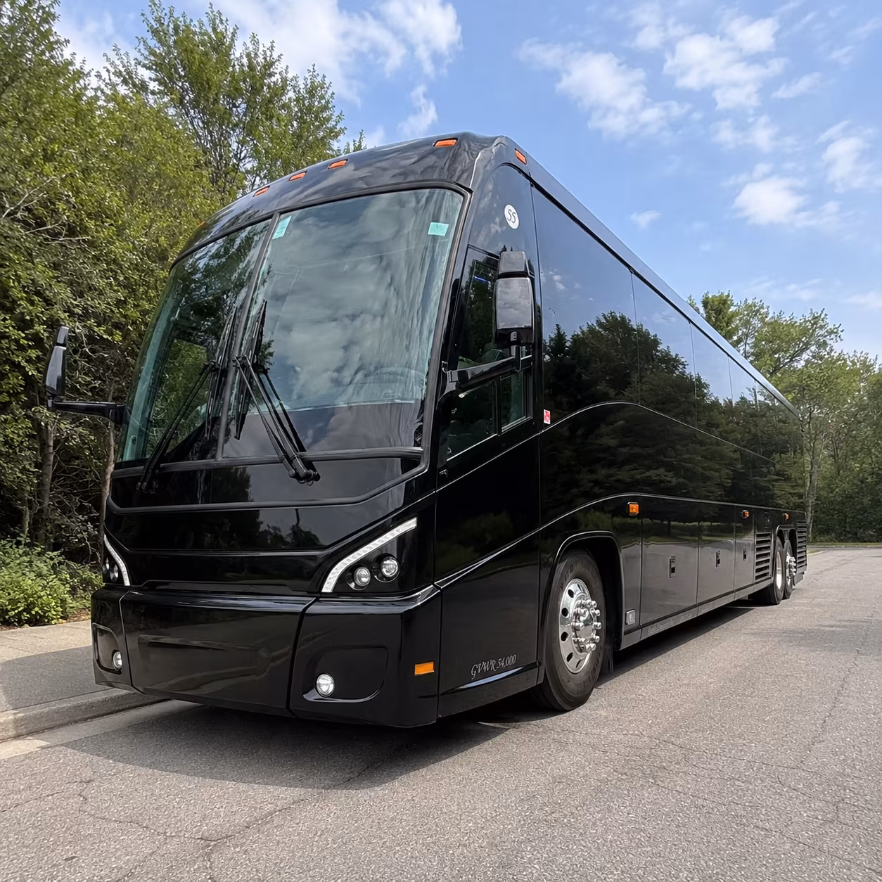 daily commuter shuttle routes along i 565 and us 72