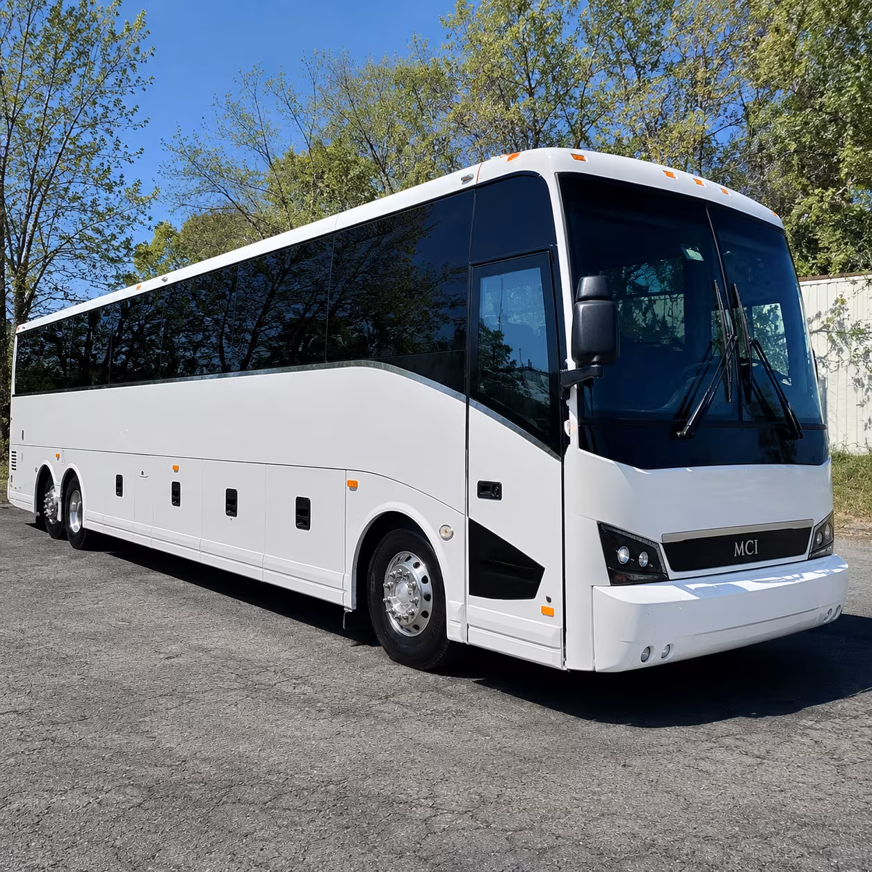 long distance bus rentals from huntsville to memphis and chattanooga