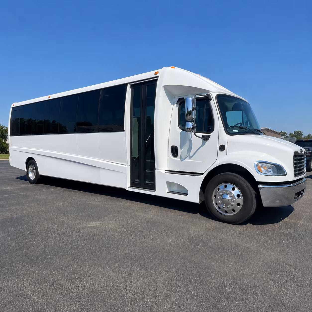 minibuses for downtown huntsville museum field trips